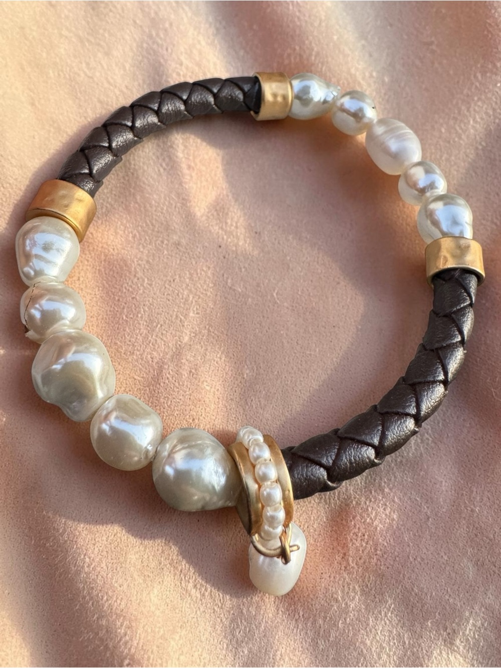 Braided Leather and Pearl Adjustable Bracelet.